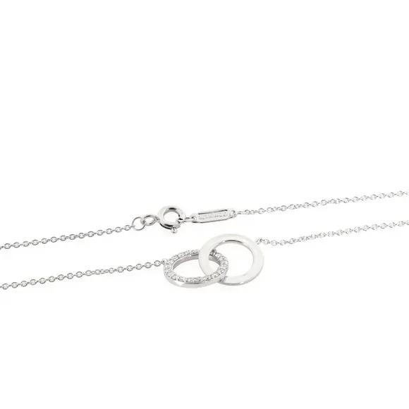 💙Tiffany & Co.💙18k White Gold Diamond Interlocking Circle Necklace - Picture 12 of 12